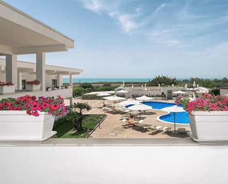 SICILIAN 4 STAR RESORT IN ANCIENT FARMHOUSE STYLE
