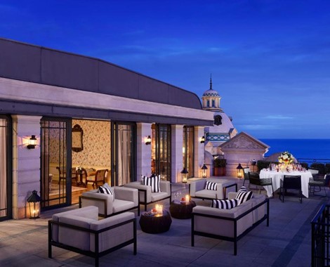 In 2004, the Hotel became a contemporary and distinguished hotel