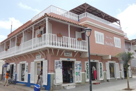 Come sleep at our little hotel!​