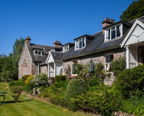 You are assured of a warm welcome at our idyllic, relaxing and comfortable Country House Hotel, which nestles within the countryside of Strathglass