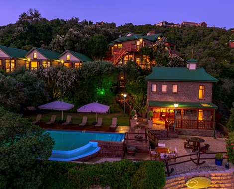 Located amidst beautiful indigenous forest in the heart of the world-famous Garden Route, this 4-star B&B Guest House is a distinctive retreat