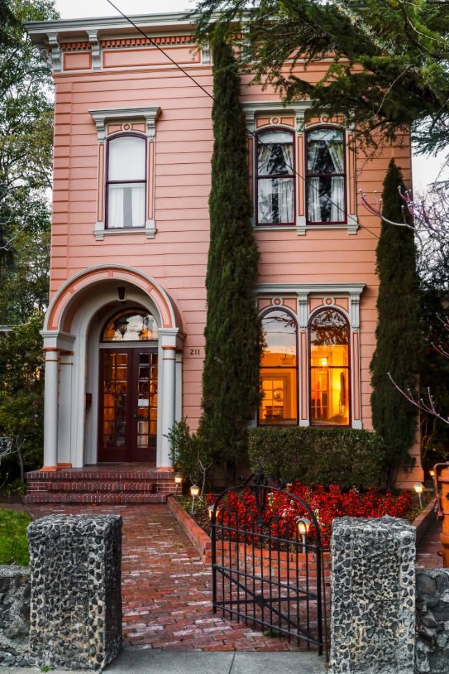 This well-known, historic, Sonoma Bed and Breakfast is a peaceful place for your next visit to California’s wine country