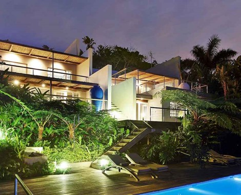 LUXURY 5 STAR BEACH LODGE ACCOMMODATION IN TRAFALGAR, SOUTH COAST, KZN