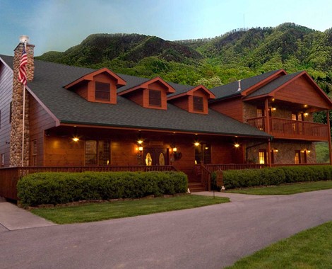 Relax in luxury in the Smoky Mountains Romantic. Luxury Couples Resort Bed and Breakfast