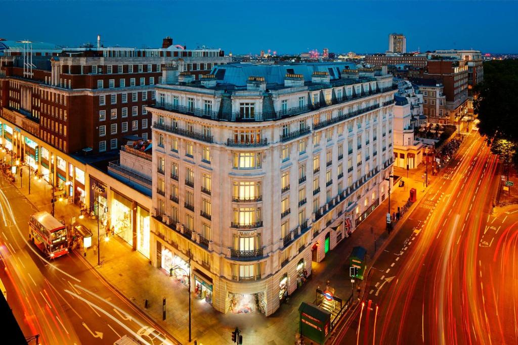 Where boutique service begins on Park Lane