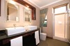 PL luxury bathroom