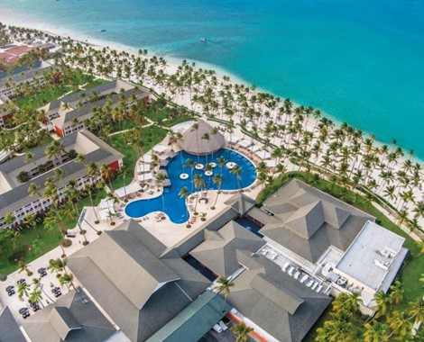 This beachfront all-inclusive Adults Only resort, features an outdoor swimming pool surrounded by coconut trees and sun loungers. The resort shares the 24-hour casino with Barceló Bavaro Palace.