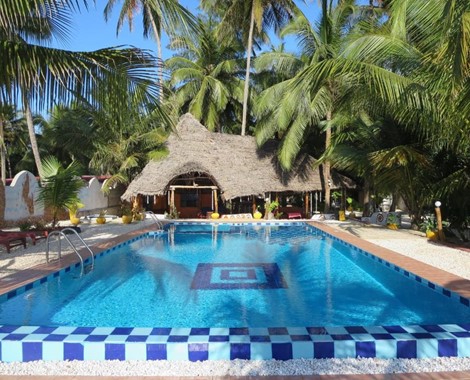 If you are looking for a typical small Zanzibarian setting, which allows you to relax and enjoy the wonderful island, you will find it here at our resort