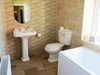 GL BATHROOM EXECUTIVE 1